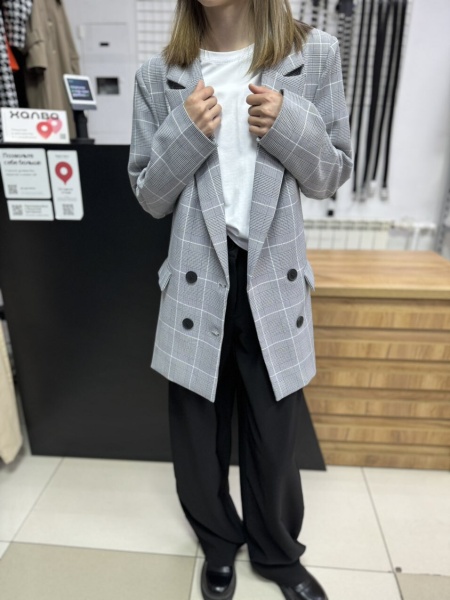 Пиджак (гипюр)